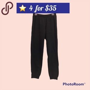 ⭐️4/$35 Puma black joggers